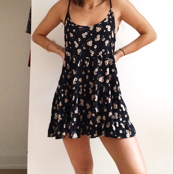 Brandy Melville Dresses & Skirts - Brandy Melville Black Sunflower Dress